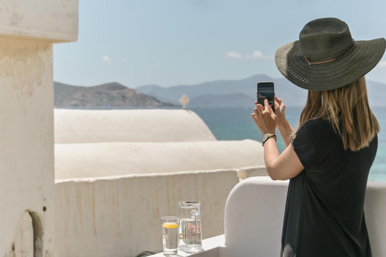 Fleria Seaview Suites Naxos City Exterior photo