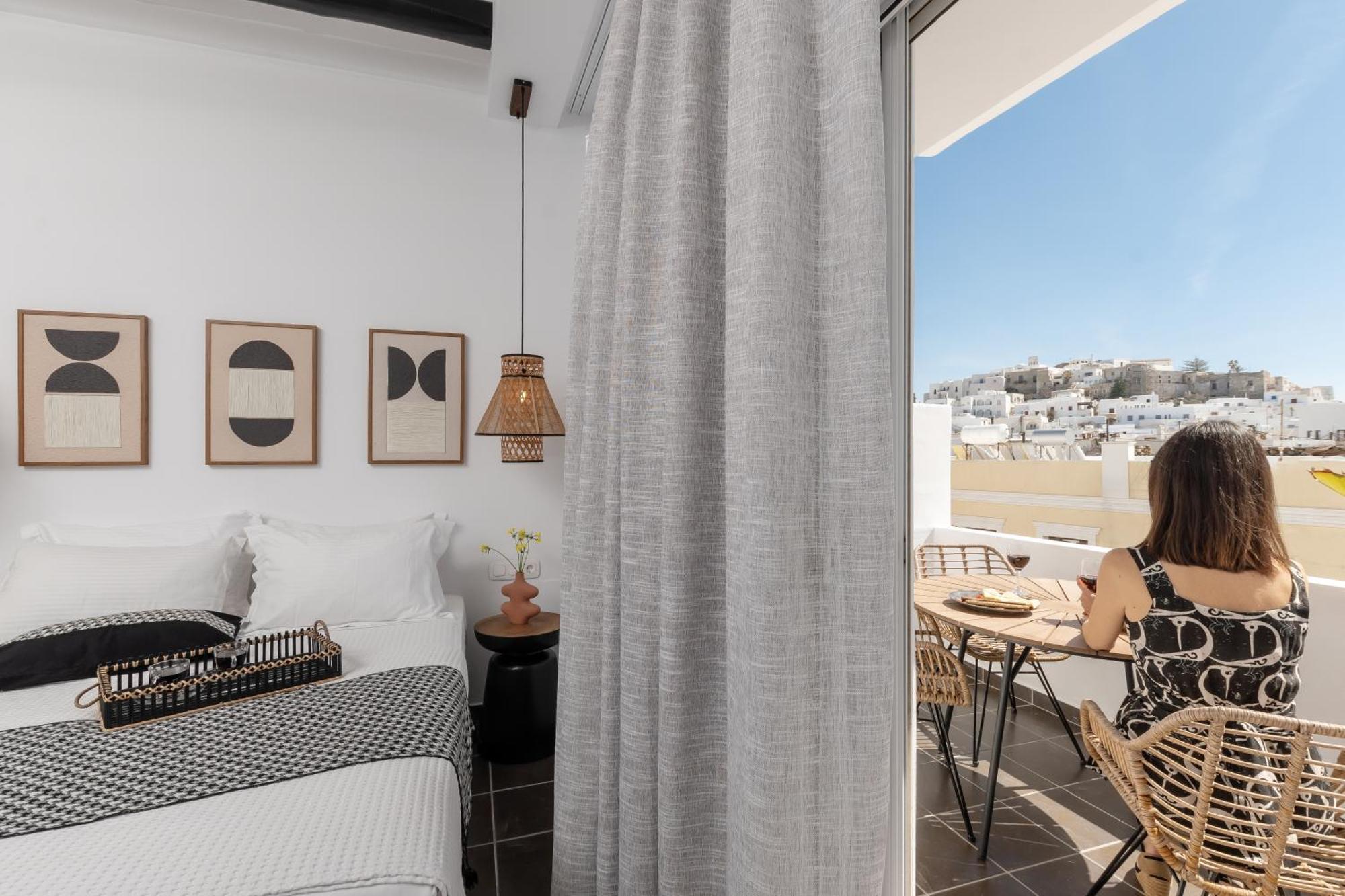 Fleria Seaview Suites Naxos City Exterior photo