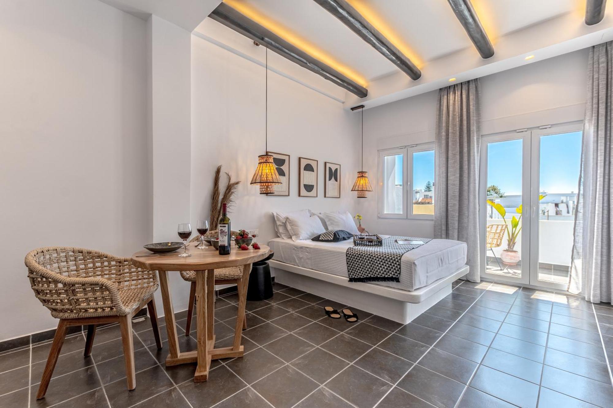 Fleria Seaview Suites Naxos City Exterior photo