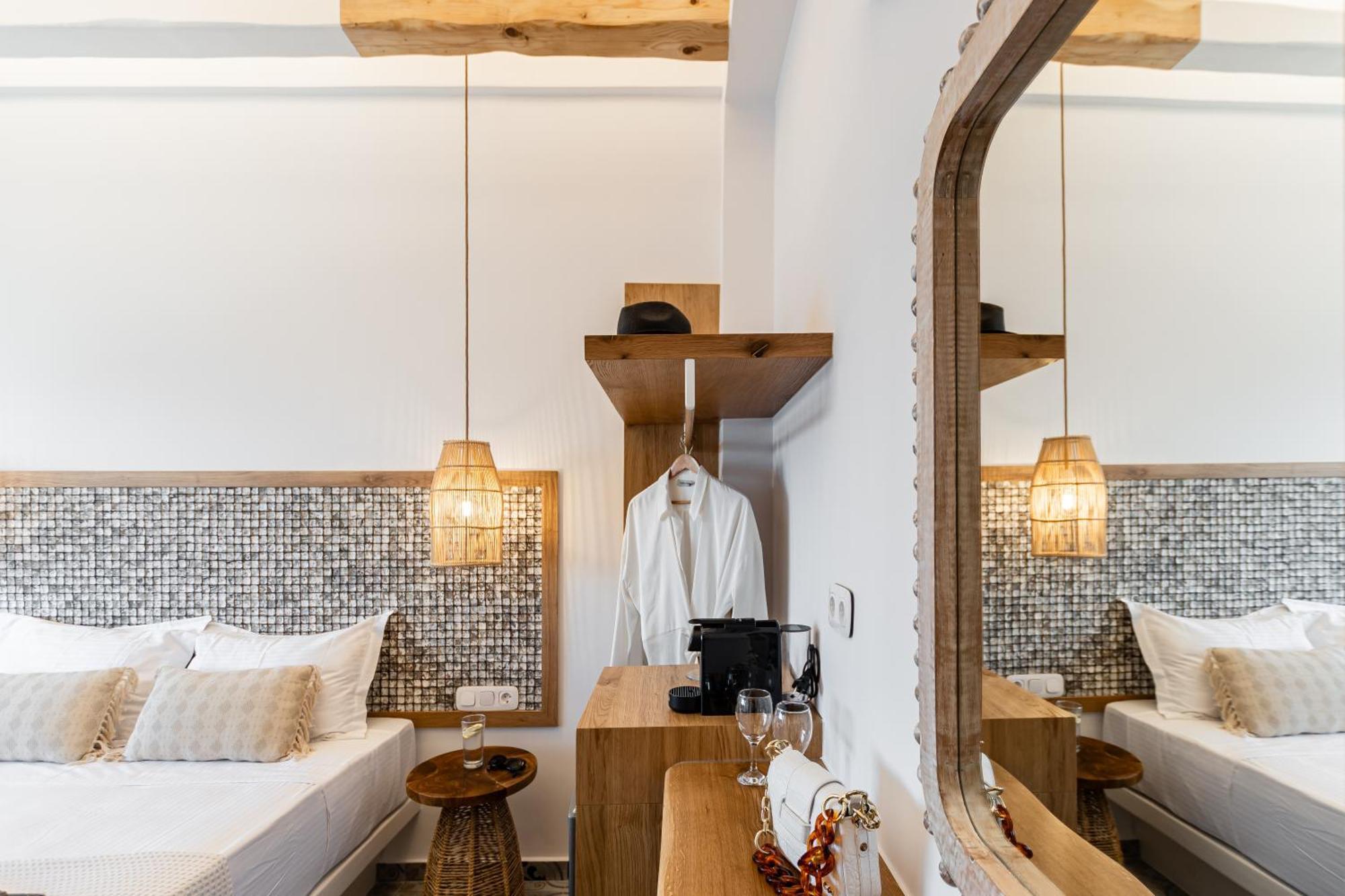 Fleria Seaview Suites Naxos City Exterior photo